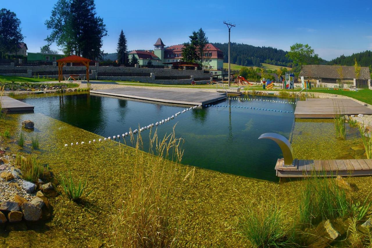 Hotel Forestyma Hodonín Esterno foto